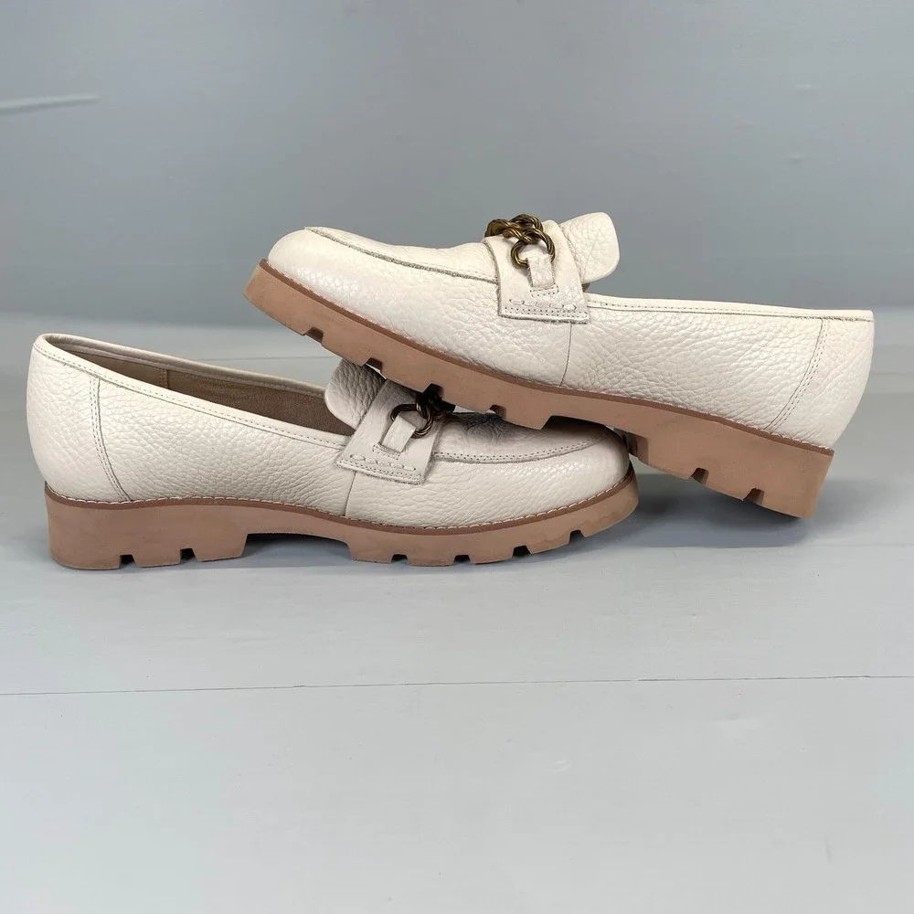 Vionic Emalyn Loafers Womens Size 9.5 Cream Beige Leather Lug Sole Comfort Shoes